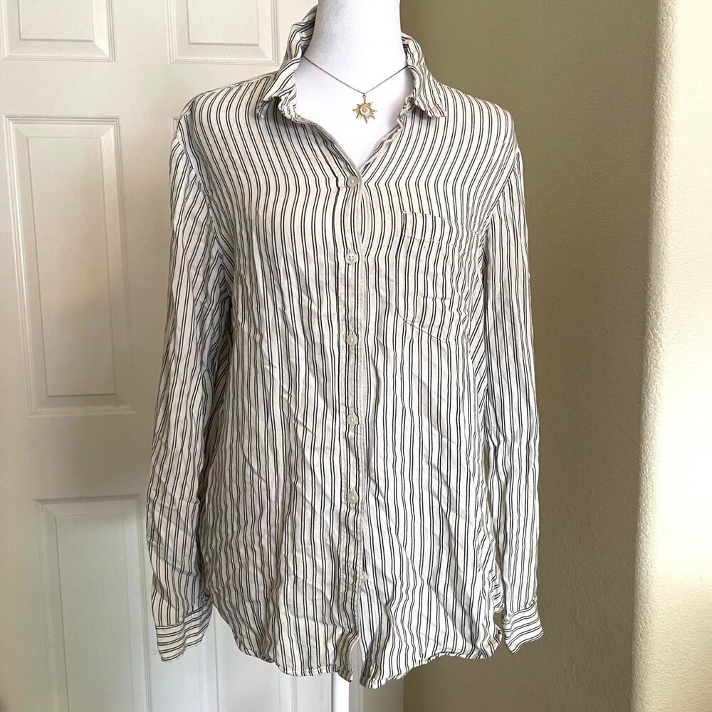 Eddie Bauer white and black vertical striped button up shirt - size medium